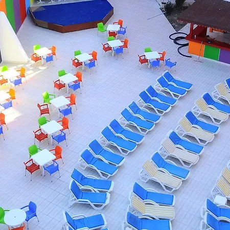 Rainbow Castle Hotell