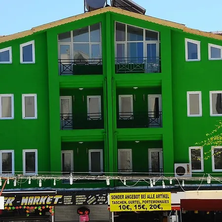 Rainbow Castle Hotell