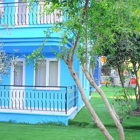 Hotell Rainbow Castle