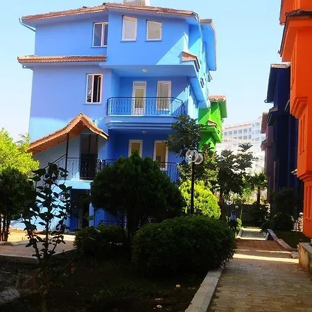 Hotell Rainbow Castle Side
