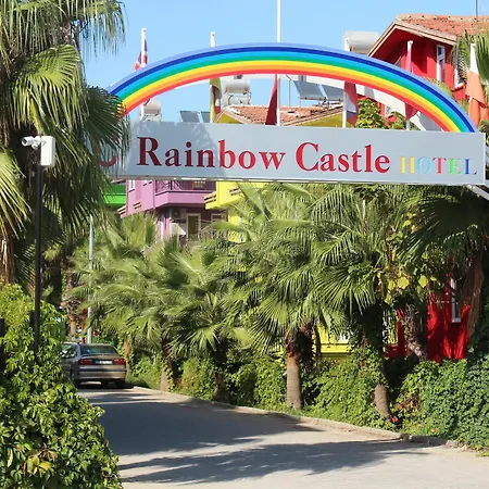 Rainbow Castle Hotell Side